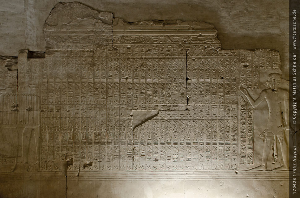 Fotografie (c) Matthias_Schneider Ägypten 170428_17957_Abydos_Koenigsliste_Leopardenlell