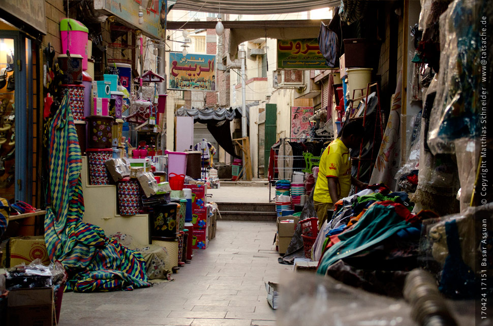 Fotografie (c) Matthias_Schneider Ägypten 170424_17151_Basar_Assuan Fotografie (c) Matthias_Schneider Ägypten 170424_17151_Basar Assuan