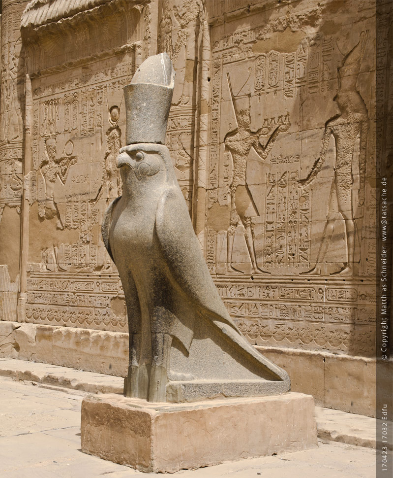 Fotografie (c) Matthias_Schneider 170423 17025 Edfu Pylon