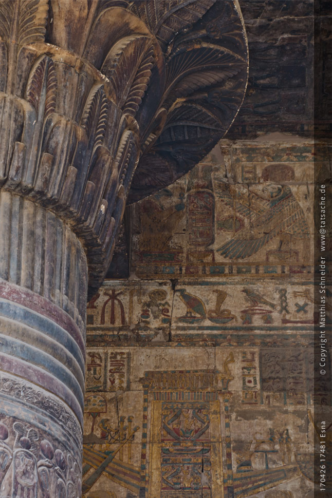 Fotografie (c) Matthias_Schneider Ägypten 170426_17481_Esna_Saeulen_Decke_Farbe Fotografie (c) Matthias_Schneider Ägypten 170426_17481_Esna_Saeulen_Decke_Farbe
