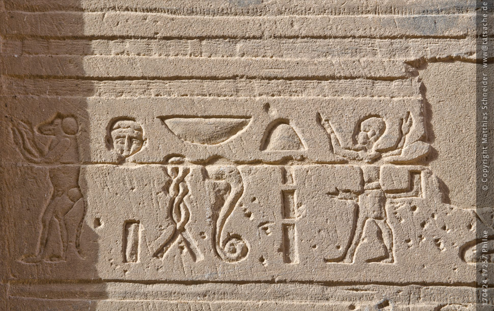 Fotografie (c) Matthias_Schneider Ägypten 170424_17257_Philae-Tempel_Fries_Detail