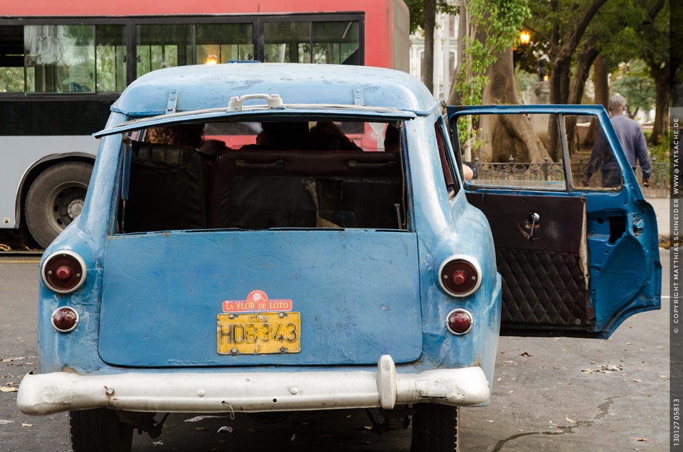 Fotografie Matthias Schneider 130127 05813 - 1954 Ford Customline Country Sedan Station Wagon in Havanna