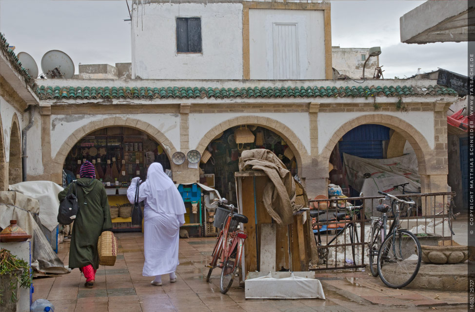 Fotografie Matthias Schneider 160321-25727 Im Souk von Essauoira – nach dem Regen