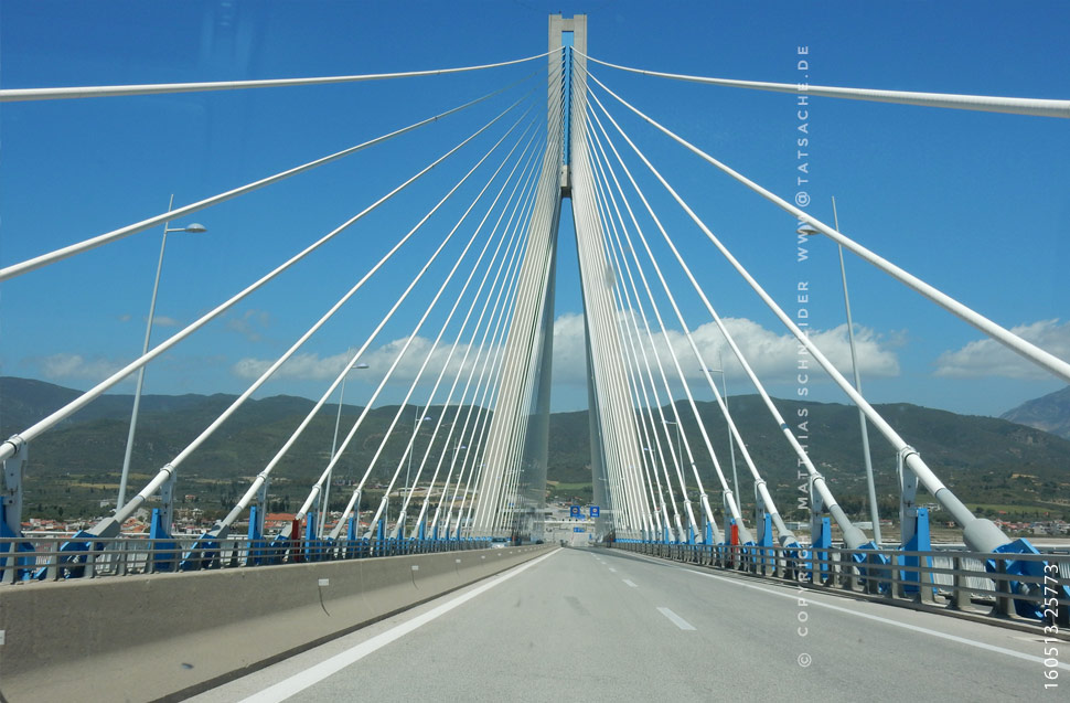 Fotografie Matthias Schneider 160513_25773 Patras · Brücke zwischen Peleponnes und Festland