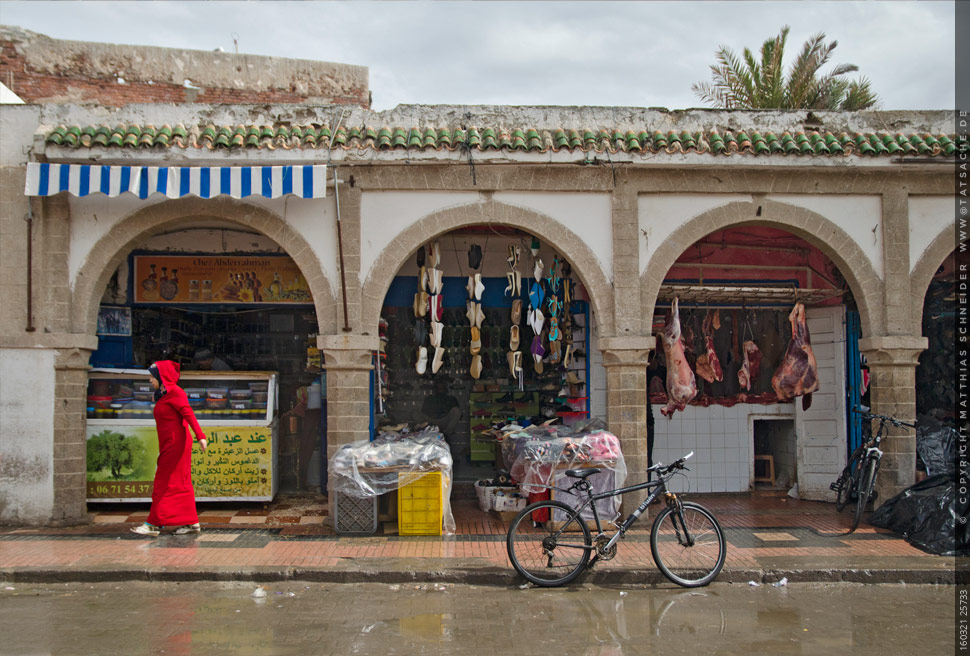 Fotografie Matthias Schneider 160321-25733 Im Souk von Essauoira – nach dem Regen